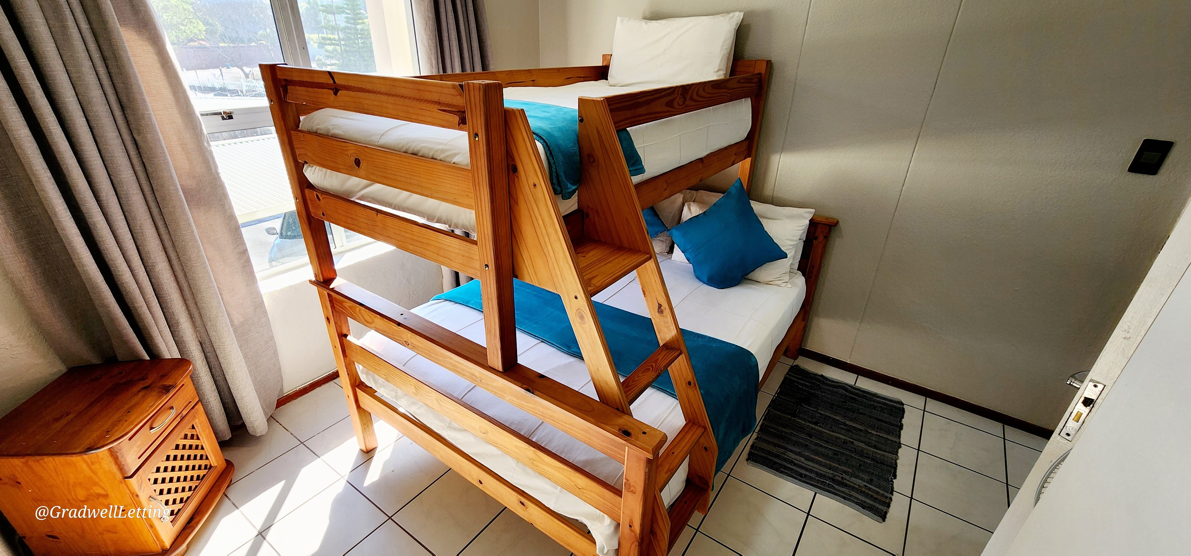 2nd Bedroom – Chesapeake Bay 48