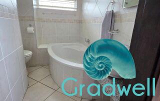 2nd Bathroom – Seabrook 405