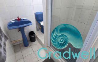 2nd Bathroom – Seabrook 404