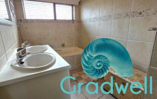 Main bed en-suite bathroom – Le Touessrok 35