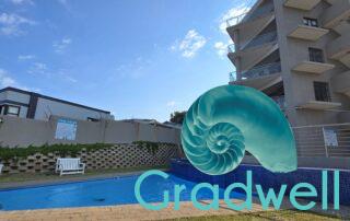 Pool & Front building – Whale Rock 15